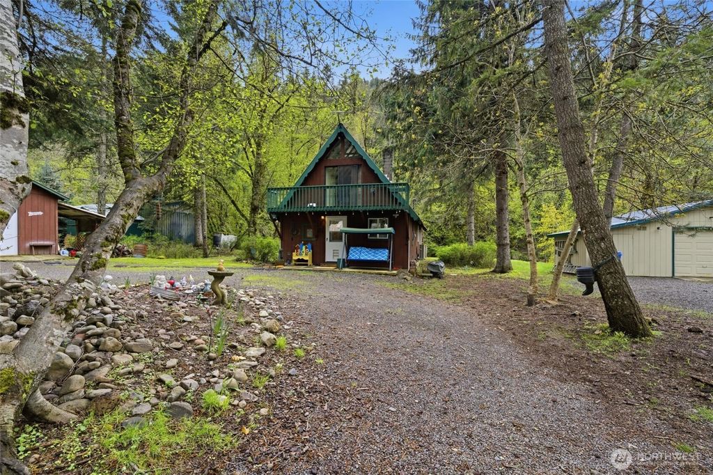 Photo of 61370 Mill Creek Road, Milton-Freewater, OR 97862 (MLS # 2513978)