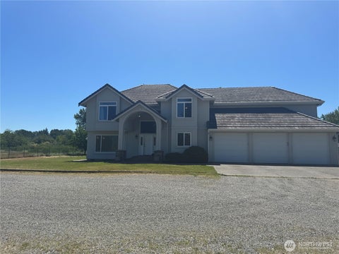 Photo of 13616 122nd Avenue E, Puyallup, WA 98374 (MLS # 2526175)