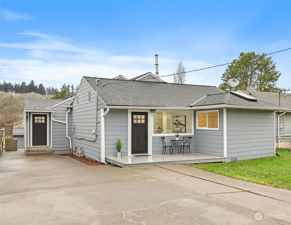 Photo of 4111 Renton Avenue S, Seattle, WA 98108 (MLS # 2195567)