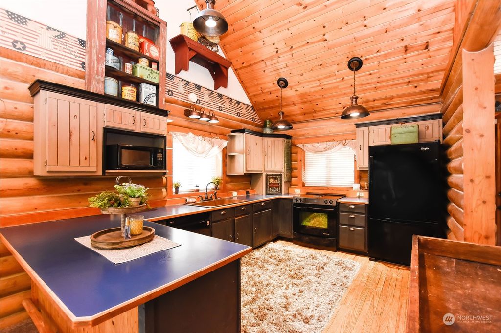 Photo of 5005 Panther Lake Road, Snohomish, WA 98290 (MLS # 2075461)