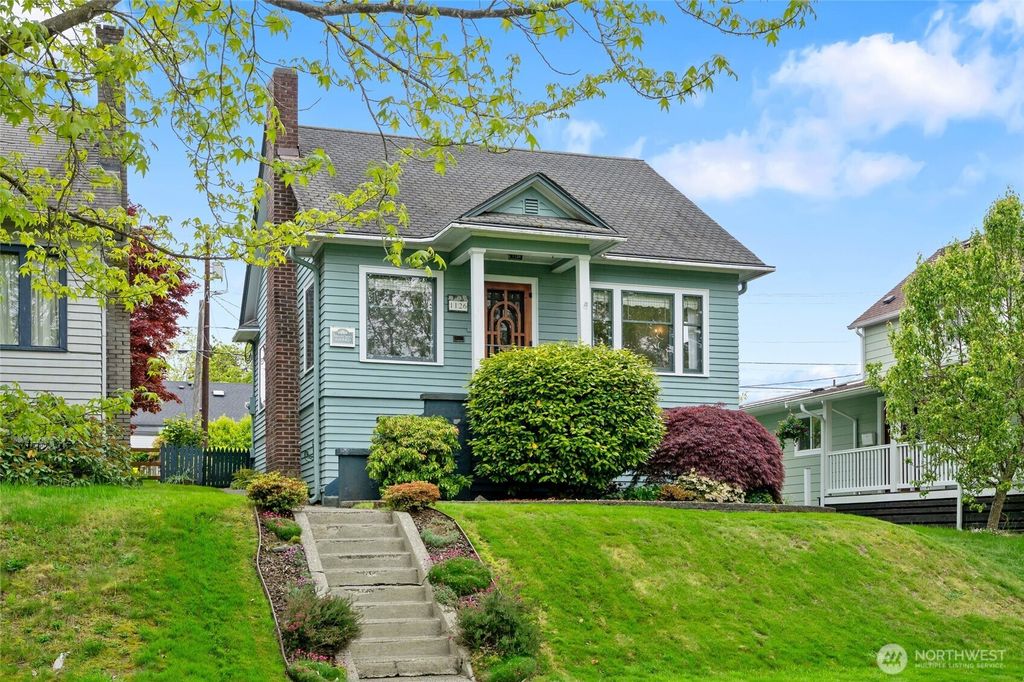 Photo of 1126 Wetmore Avenue, Everett, WA 98201 (MLS # 2522044)