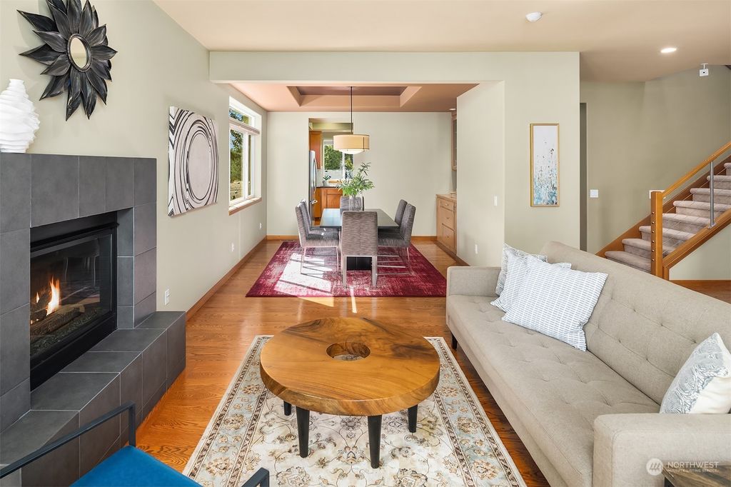 Photo of 11339 40th Avenue NE, Seattle, WA 98125 (MLS # 2058505)