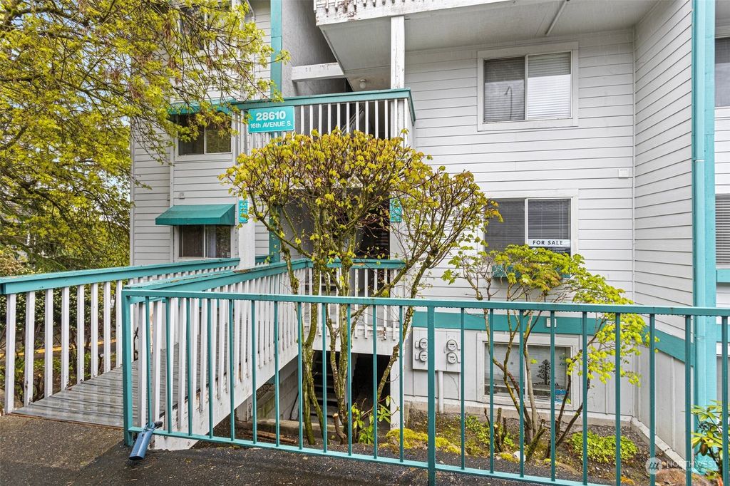 Photo of 28610 16th Avenue S #301, Federal Way, WA 98003 (MLS # 2231788)