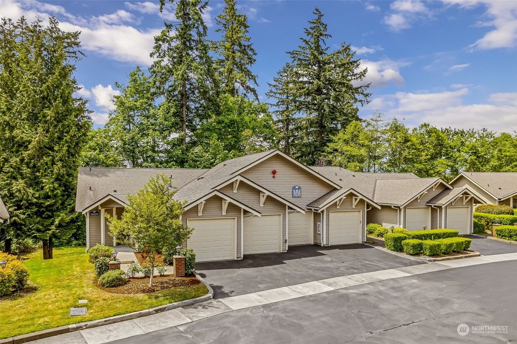 Photo of 18639 NE 55th Way, Redmond, WA 98052 (MLS # 2125560)