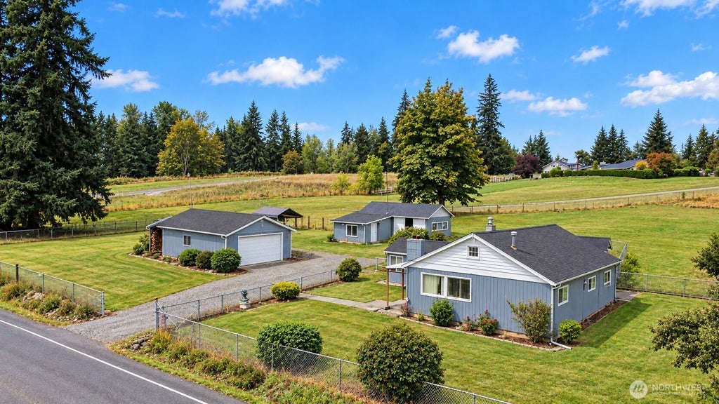 Photo of 10622 Fruitland Avenue E, Puyallup, WA 98373 (MLS # 2589696)