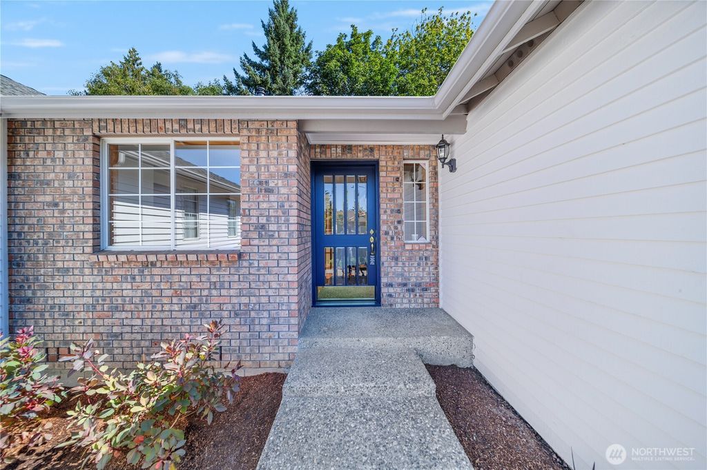 Photo of 5103 103rd Street SW, Mukilteo, WA 98275 (MLS # 2424616)