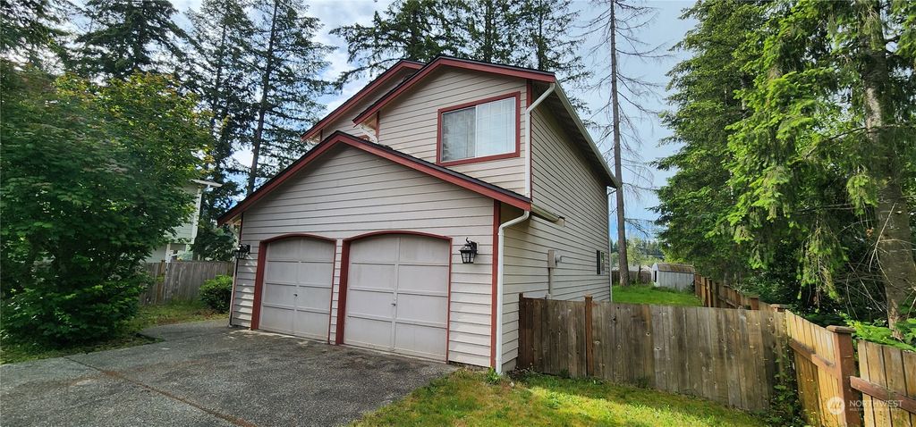 Photo of 22005 SE 277th Street, Maple Valley, WA 98038 (MLS # 2260312)