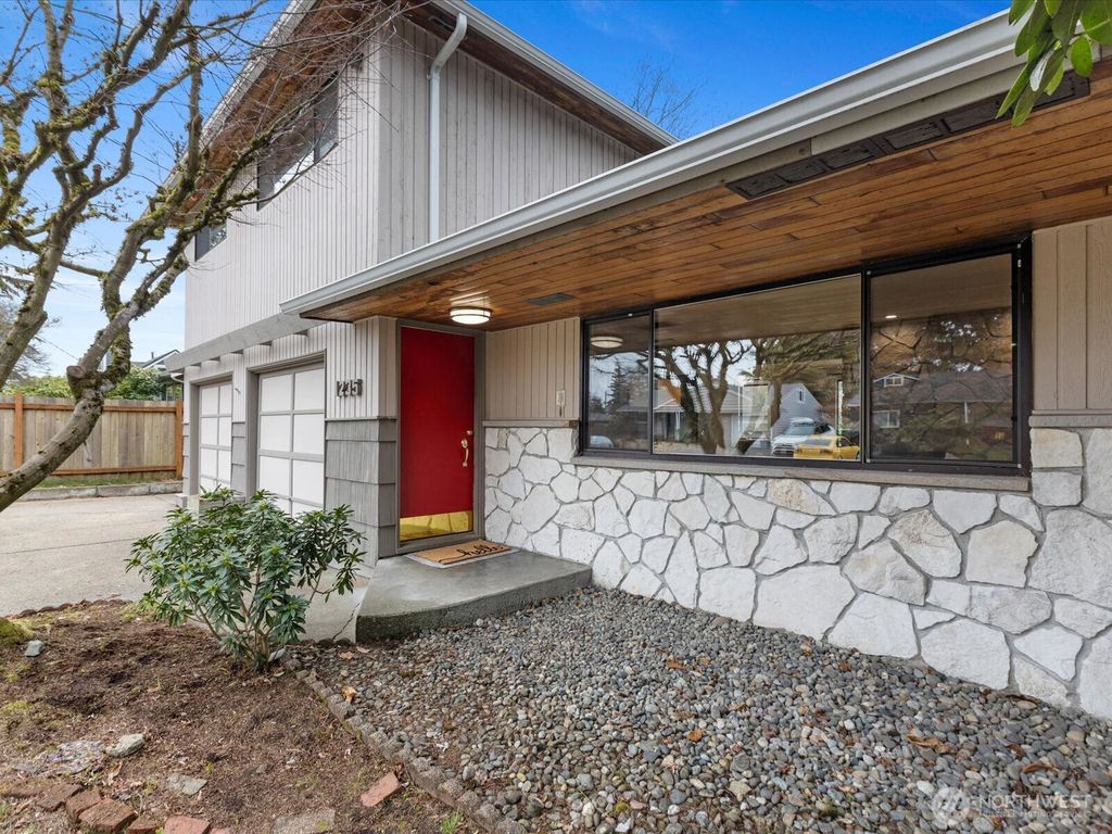 Photo of 1235 N 172nd Street, Shoreline, WA 98133 (MLS # 2334208)