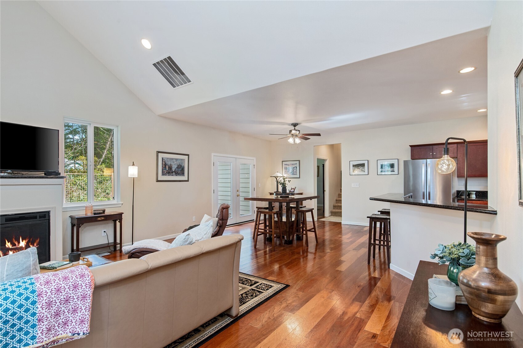 270 E Michelle Drive