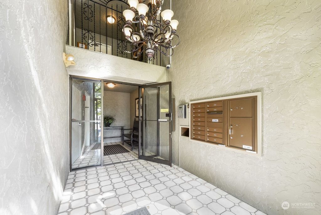 Photo of 610 Aloha Street #402, Seattle, WA 98109 (MLS # 2158729)