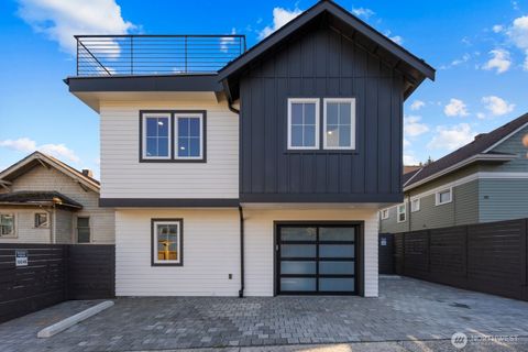 Photo of 1004 N 48th Street #C, Seattle, WA 98103 (MLS # 2498492)