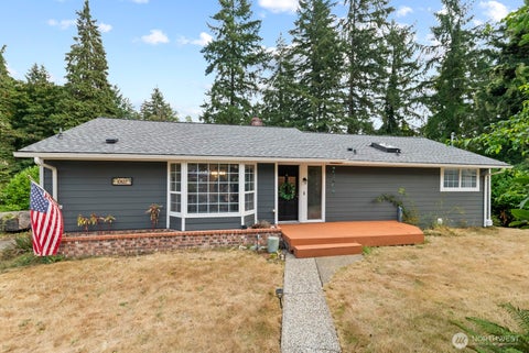 Photo of 10827 Williams Way SW, Lakewood, WA 98498 (MLS # 2586966)