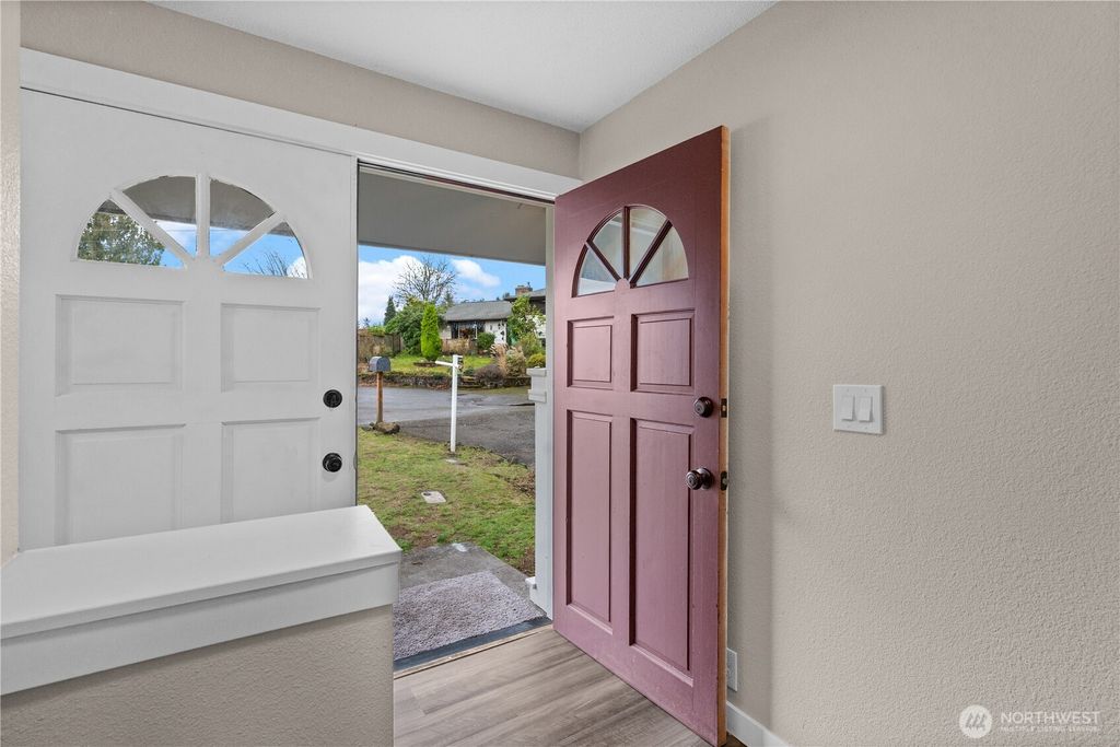 Photo of 3546 Locust Avenue W, University Place, WA 98466 (MLS # 2480568)