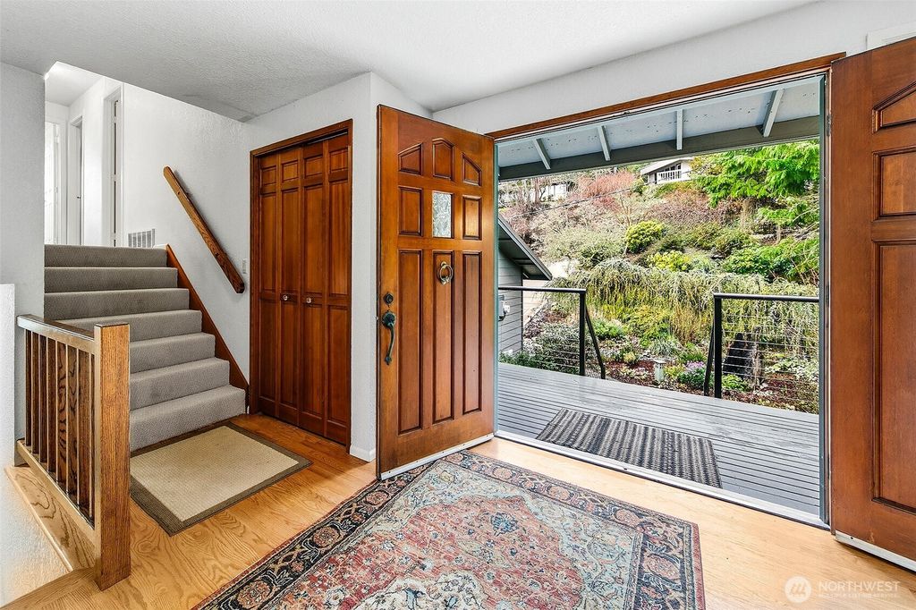 Photo of 1359 SW 175th Street, Normandy Park, WA 98166 (MLS # 2480816)