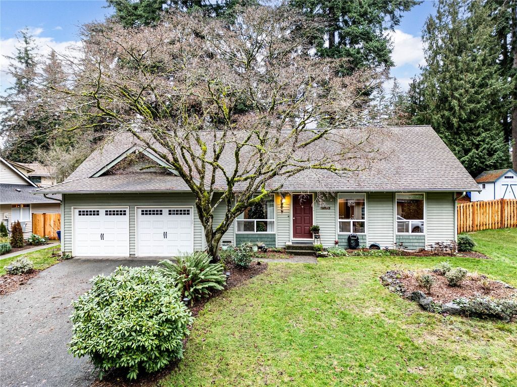 Photo of 14340 117th Avenue NE, Kirkland, WA 98034 (MLS # 2320494)