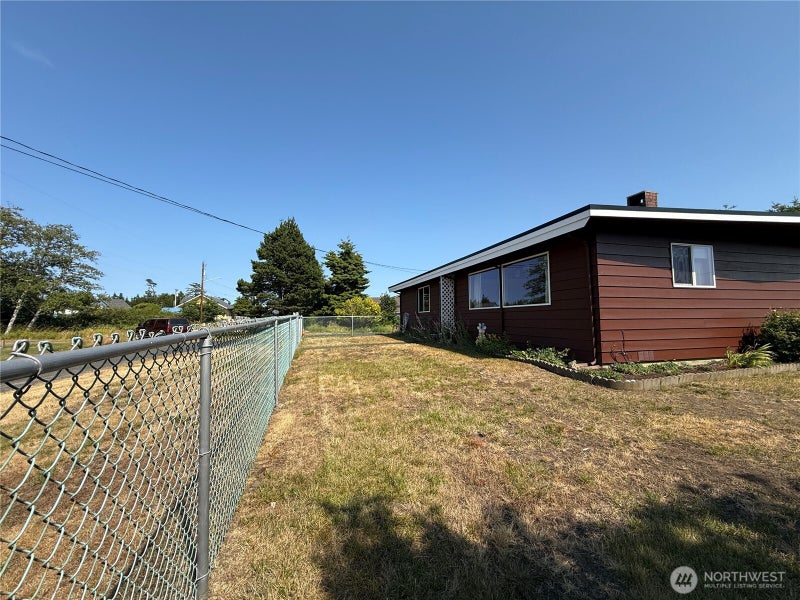 201 W Seattle Avenue