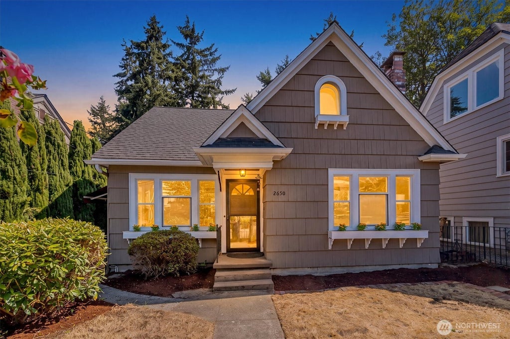 Photo of 2650 Walnut Avenue SW, Seattle, WA 98116 (MLS # 2576481)