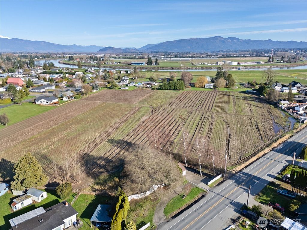 Photo of 16779 State Route 536, Mount Vernon, WA 98273 (MLS # 2480158)