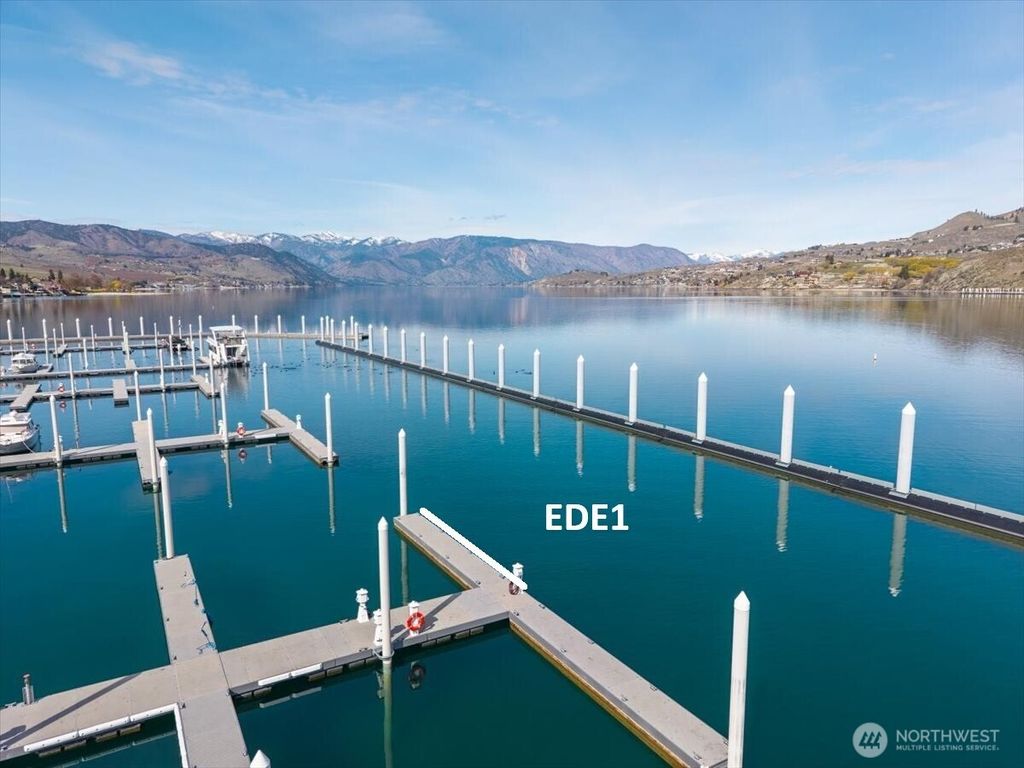 Photo of 1350 W Woodin Avenue #EDE1, Chelan, WA 98816 (MLS # 2503103)