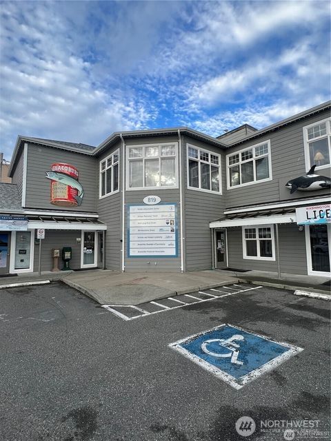 819 Commercial Avenue C Anacortes WA 98221