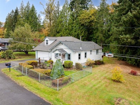 Photo of 237 Crescent Drive, Kelso, WA 98626 (MLS # 2593950)