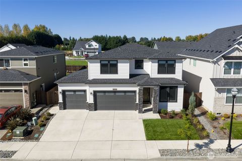 Photo of 3838 SE 7th Avenue, Battle Ground, WA 98604 (MLS # 2436593)