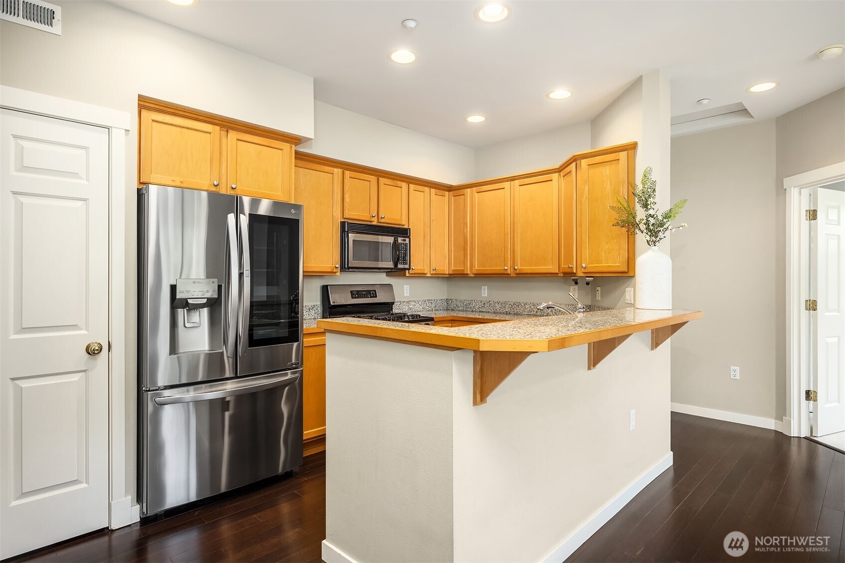 1601 NE Katsura Street 103