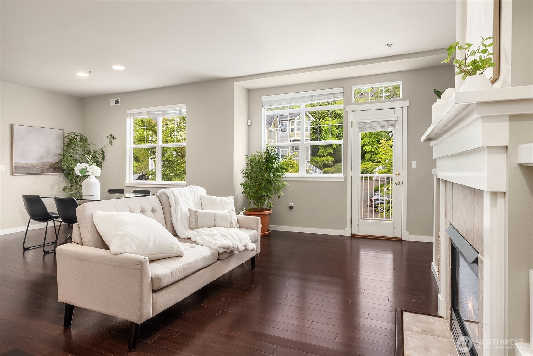 1601 NE Katsura Street 103