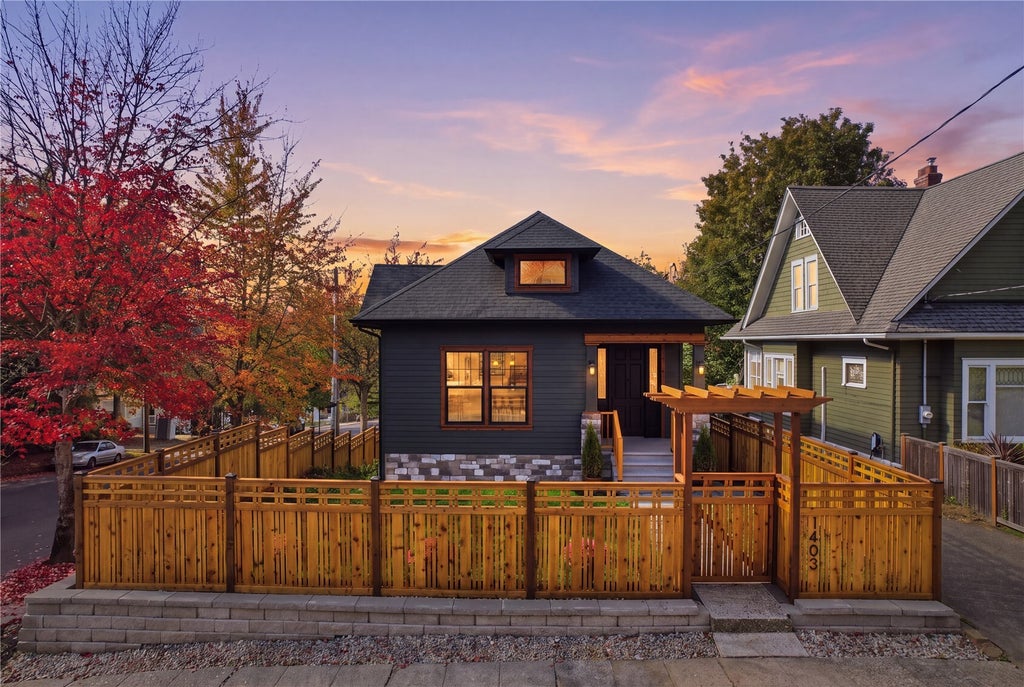 Photo of 1403 31st Avenue, Seattle, WA 98122 (MLS # 2599262)