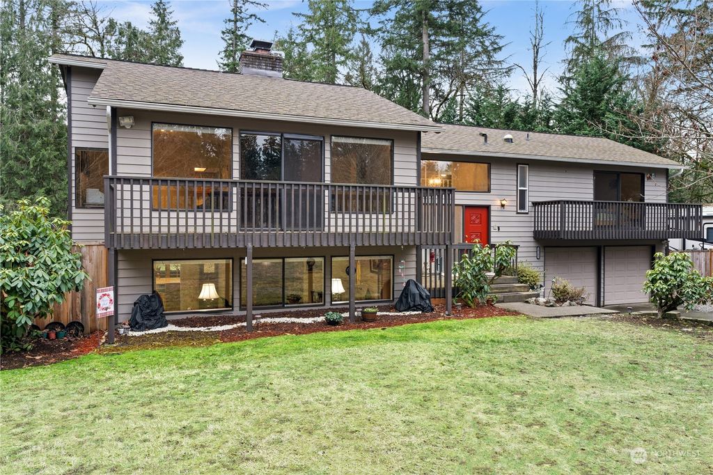 Photo of 19209 SE 324th Street, Kent, WA 98042 (MLS # 2022585)
