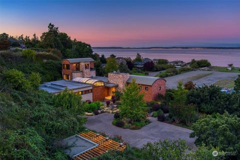 537 Jackson Street Port Townsend WA 98368