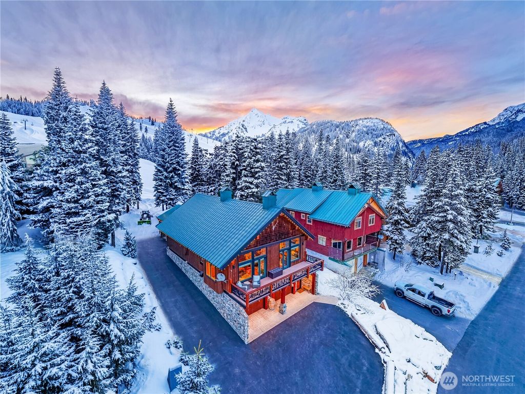 Photo of 50 Summit Way, Snoqualmie Pass, WA 98068 (MLS # 2515062)