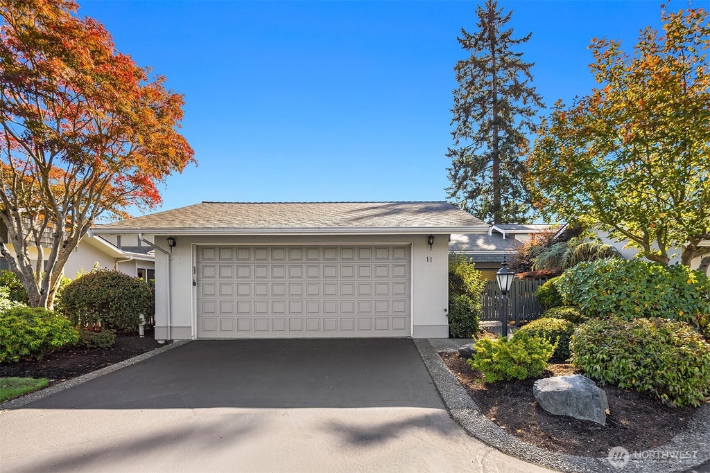 Photo of 1821 NW 195th Street #11, Shoreline, WA 98177 (MLS # 2589620)
