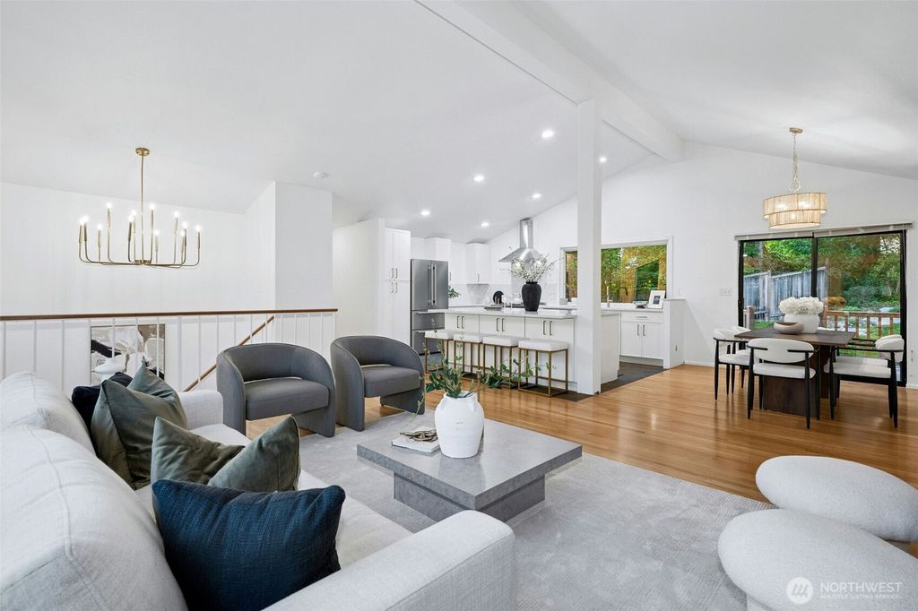 Photo of 13206 SE 57th Street, Bellevue, WA 98006 (MLS # 2382234)