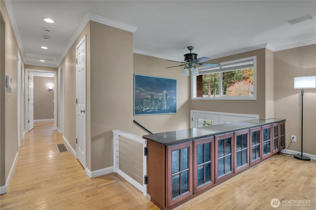 Photo of 835 Hilltop Avenue, Kent, WA 98031 (MLS # 2451312)