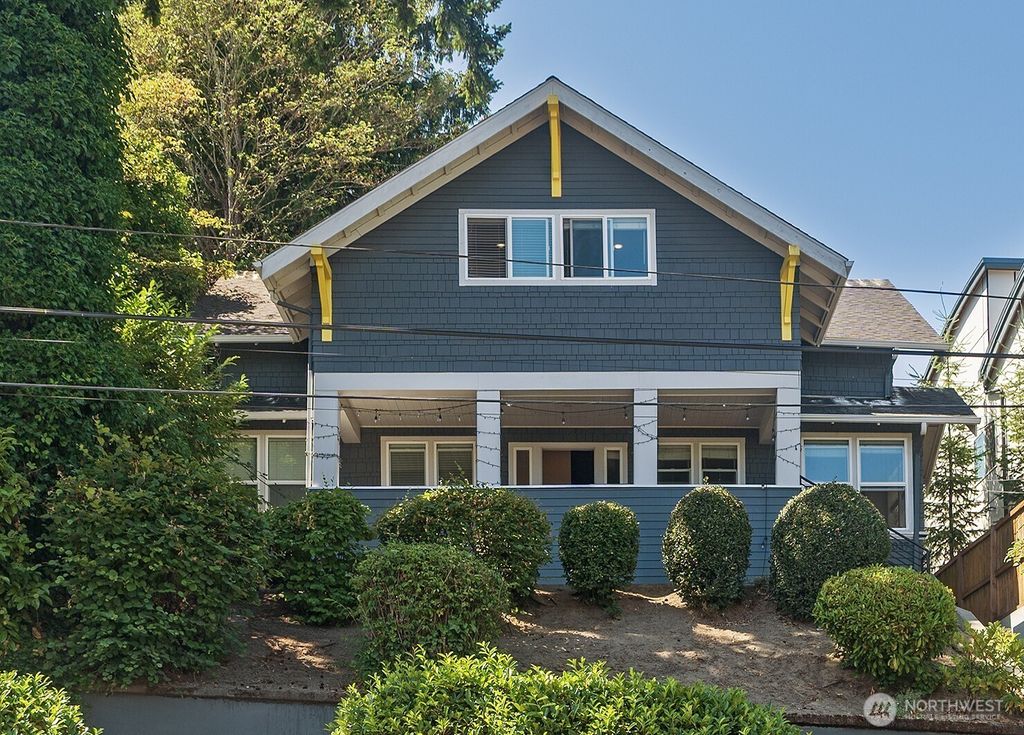 Photo of 5037 21st Avenue NE, Seattle, WA 98105 (MLS # 2411379)