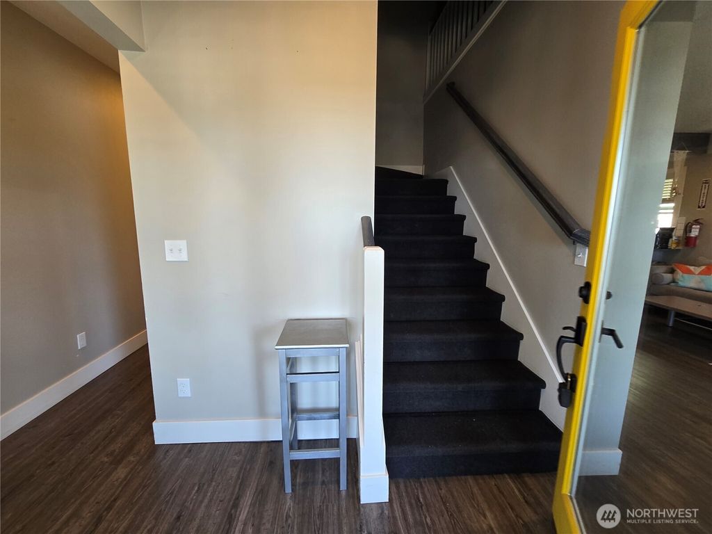 Photo of 5037 21st Avenue NE, Seattle, WA 98105 (MLS # 2411379)