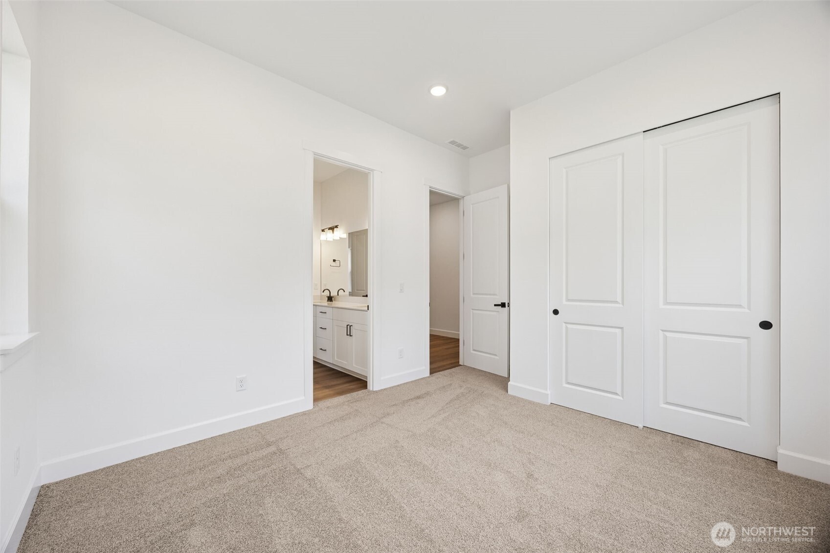 10619 132nd Avenue NE 101