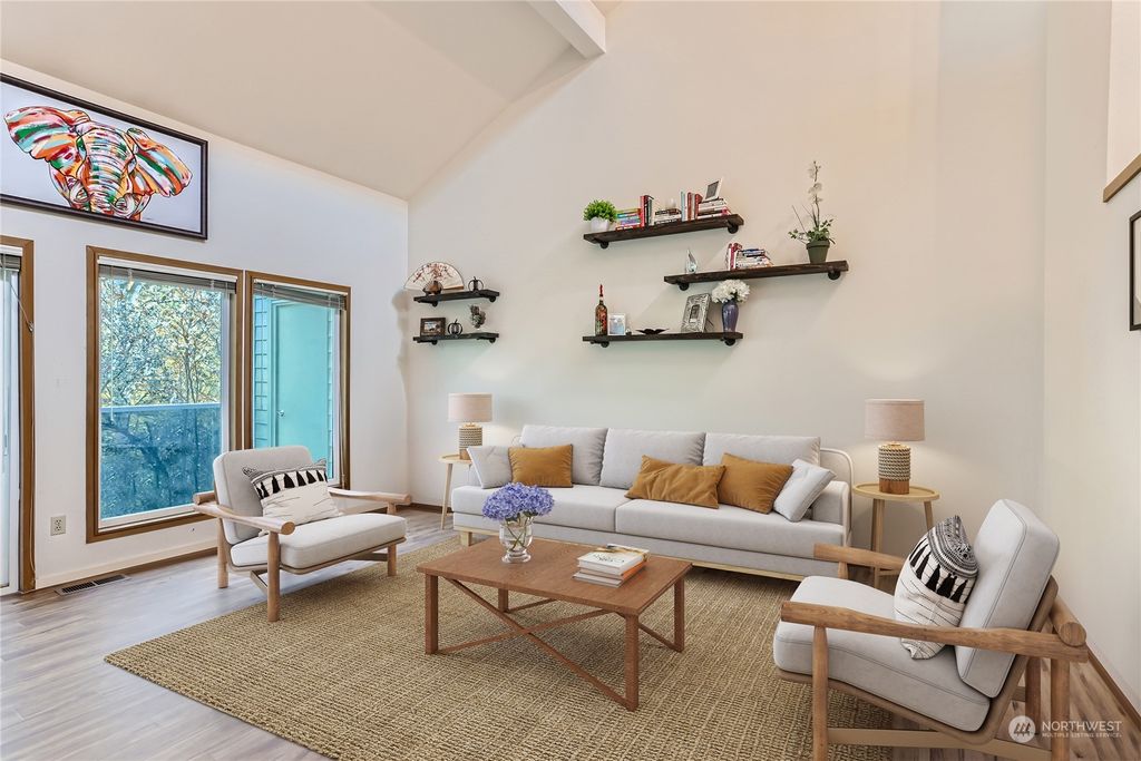 Photo of 7122 156th Place NE, Redmond, WA 98052 (MLS # 2180104)