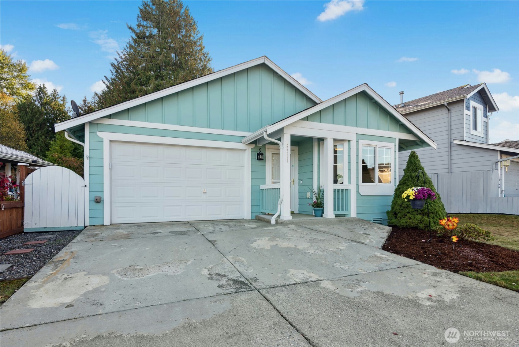 6201 73rd Ave NE