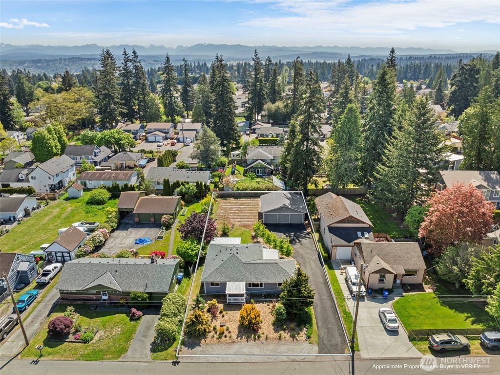 Photo of 6517 Elliott Way, Everett, WA 98203 (MLS # 2369596)