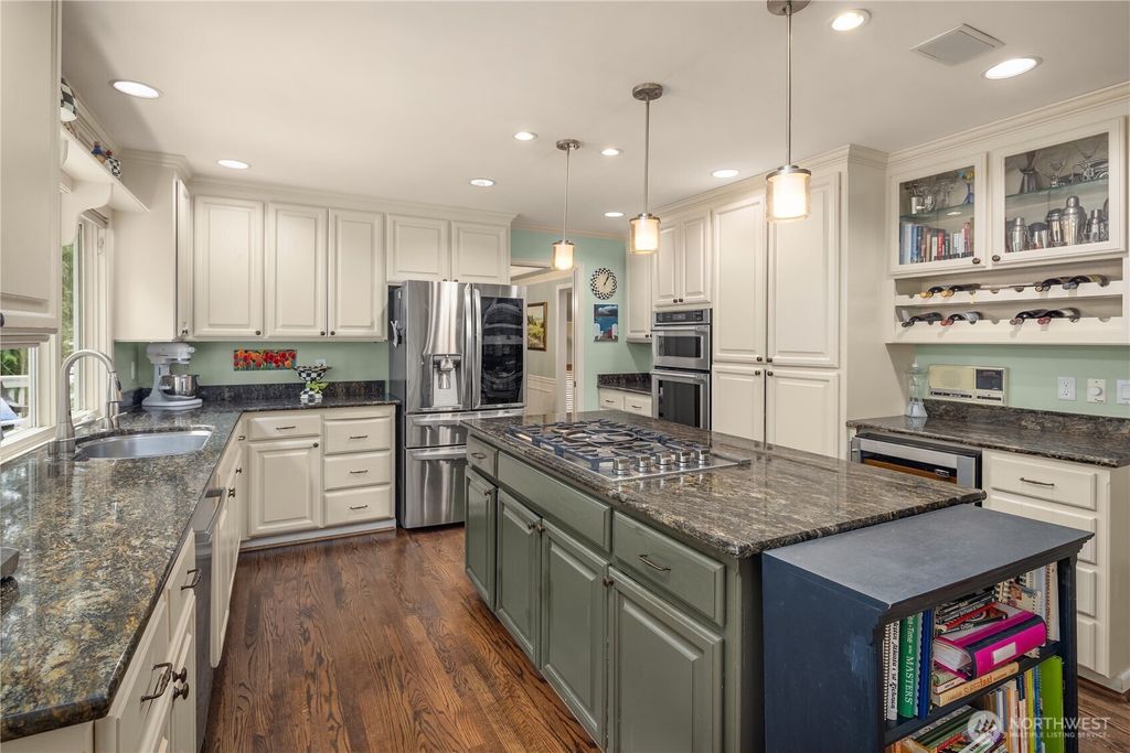 Photo of 19625 NE 125th Court, Woodinville, WA 98077 (MLS # 2428395)