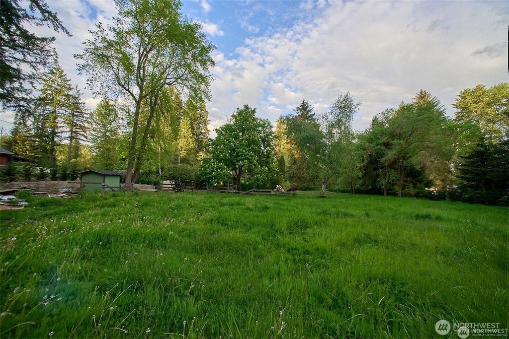 Photo of 21005 55th Avenue SE, Woodinville, WA 98072 (MLS # 2515653)