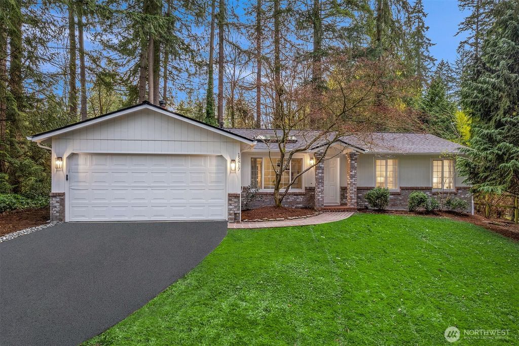 Photo of 15817 182nd Avenue NE, Woodinville, WA 98072 (MLS # 2354577)