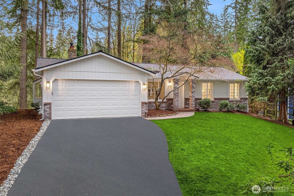 Photo of 15817 182nd Avenue NE, Woodinville, WA 98072 (MLS # 2354577)