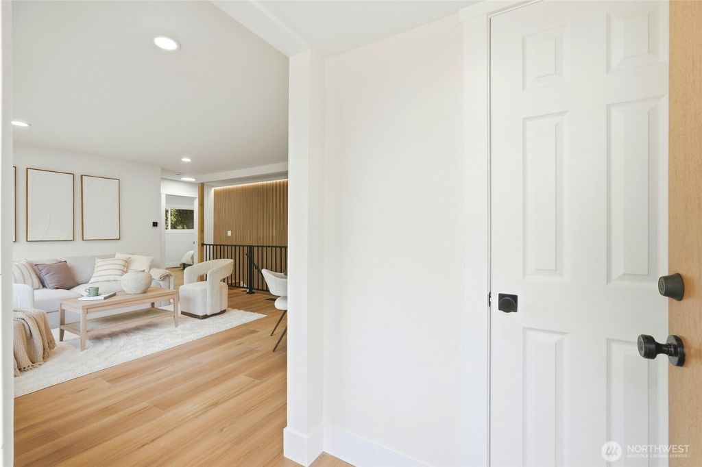 Photo of 1229 S 312th Street, Federal Way, WA 98003 (MLS # 2520674)