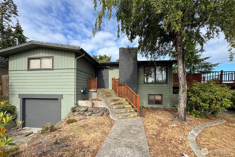 Photo of 2610 S Washington Street, Port Angeles, WA 98362 (MLS # 2563290)