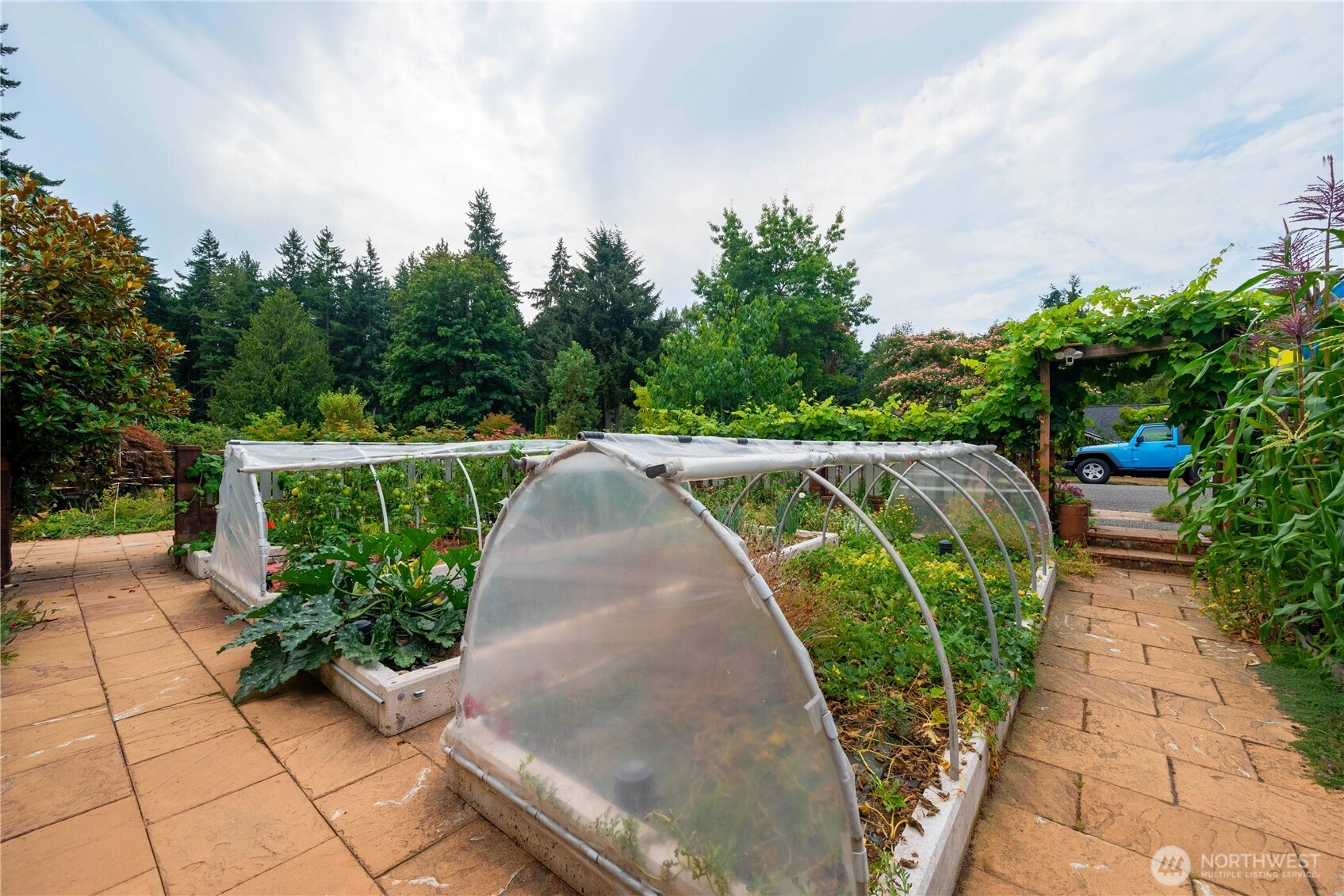 16532 21st Avenue NE