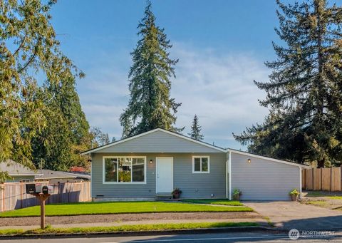 Photo of 6114 208th Street SW, Lynnwood, WA 98036 (MLS # 2511208)