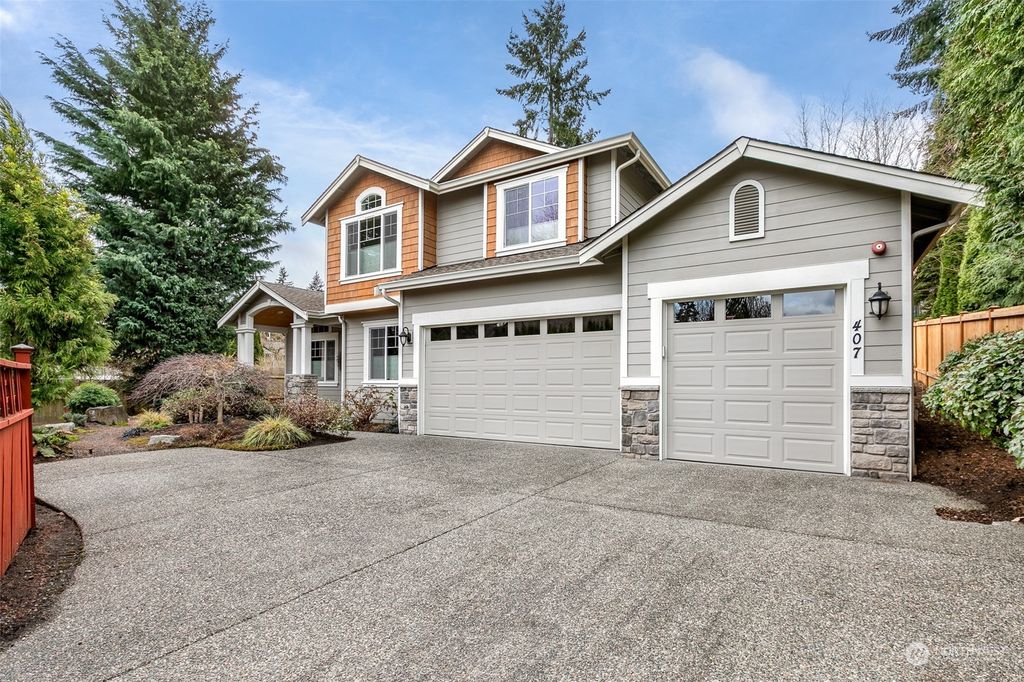 Photo of 407 20th Avenue, Kirkland, WA 98033 (MLS # 2047316)